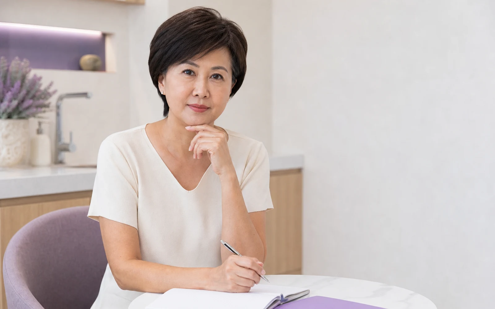 Eye Bag Reduction Treatment in JB service-specific educational visual
