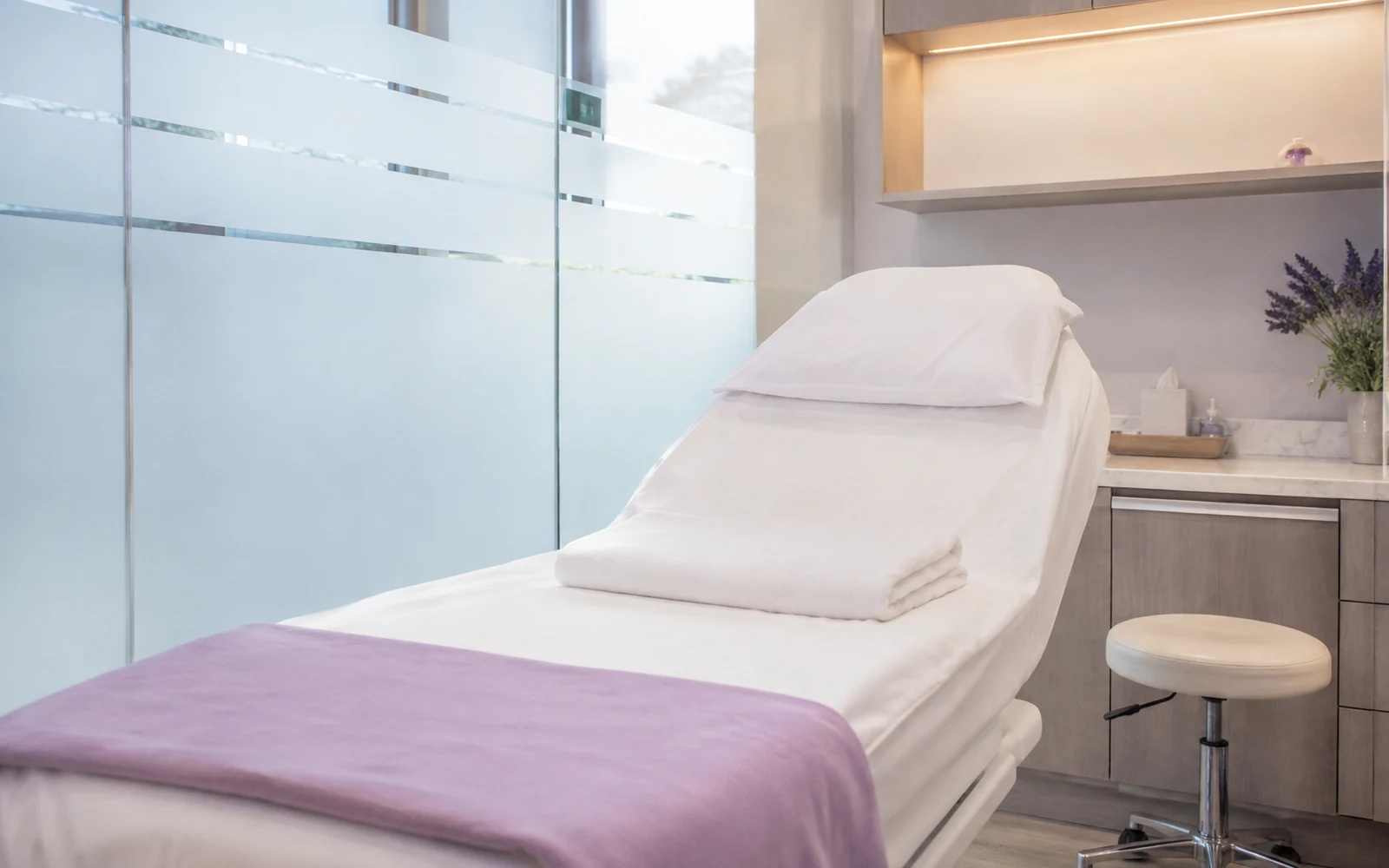 Skin Booster Treatment in JB environment at Medi Clinic Eco Botanic