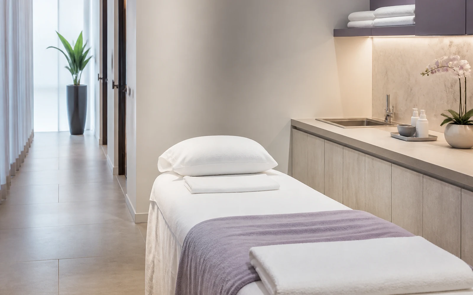 Skinoren 20% Azelaic Acid Acne Treatment in Johor Bahru environment at Medi Clinic Eco Botanic