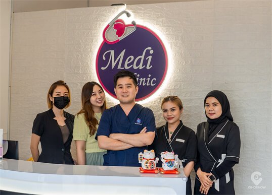 Dr. Kevin Lee with his professional medical team at Medi Clinic Johor Bahru - trusted aesthetic clinic in JB offering personalized beauty treatments