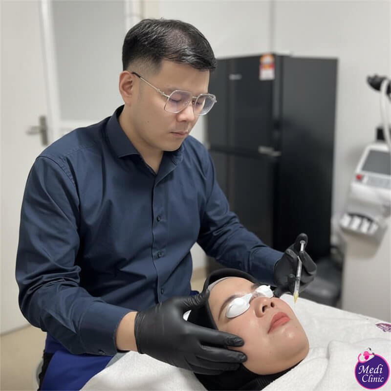 Konsultasi terperinci dengan Dr. Lim di klinik kami di Johor Bahru | Penilaian kulit wajah Malaysia Johor Bahru Konsultasi terperinci dengan Dr. Lim di klinik kami di Johor Bahru | Penilaian kulit wajah Malaysia Johor Bahru